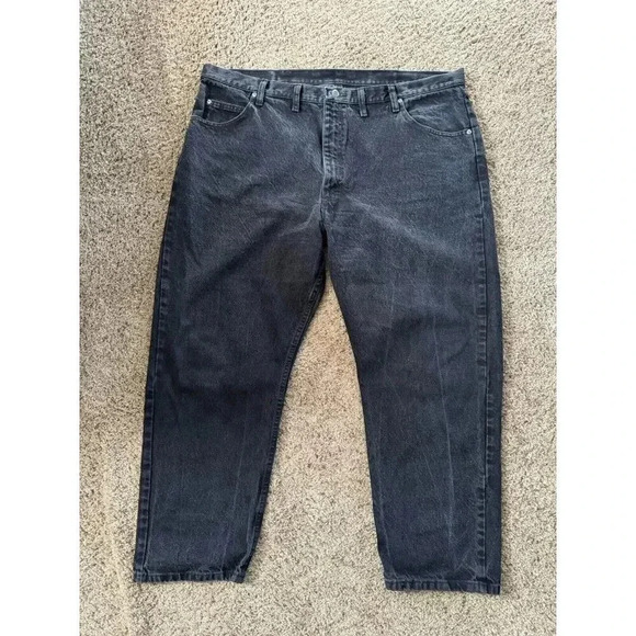 WRANGLER Men’s Straight Regular Relaxed Fit Cotton Denim Jeans 46x30 Casual Work - Picture 5 of 9